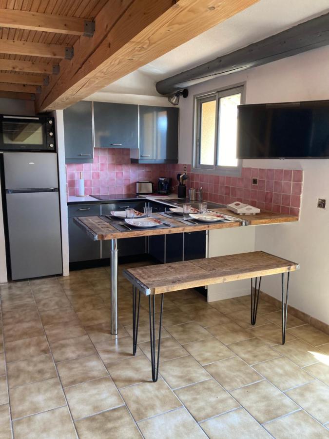 Appartement grande terrasse CLIM parking privé SMART TV netflix à Entraigues-sur-la-Sorgue Extérieur photo