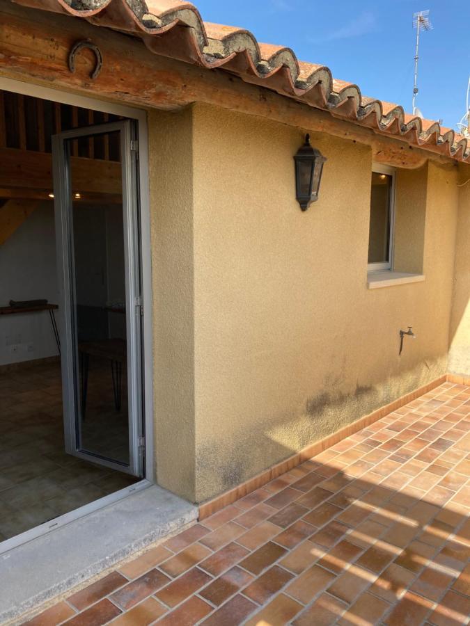 Appartement grande terrasse CLIM parking privé SMART TV netflix à Entraigues-sur-la-Sorgue Extérieur photo