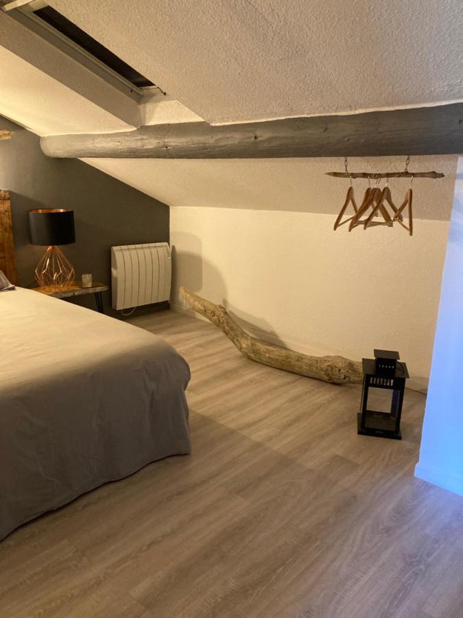 Appartement grande terrasse CLIM parking privé SMART TV netflix à Entraigues-sur-la-Sorgue Extérieur photo